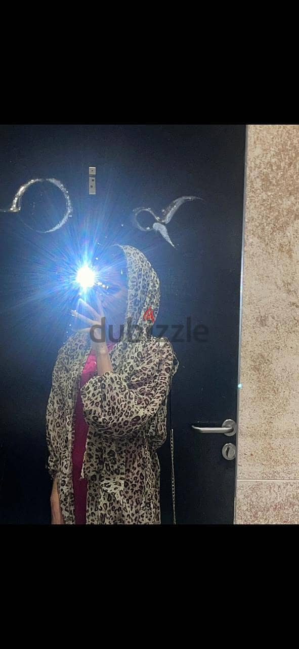Leapord Print chiffon Abaya with scarf 6