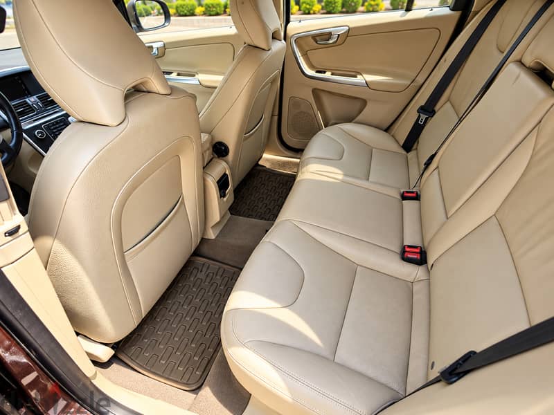 Volvo XC60 2014, model 2014, run 110000 km 7