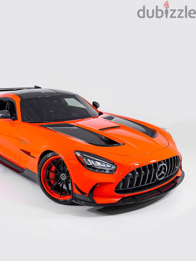 Mercedes-Benz 190 2021 سلسلة AMG GT السوداء 4