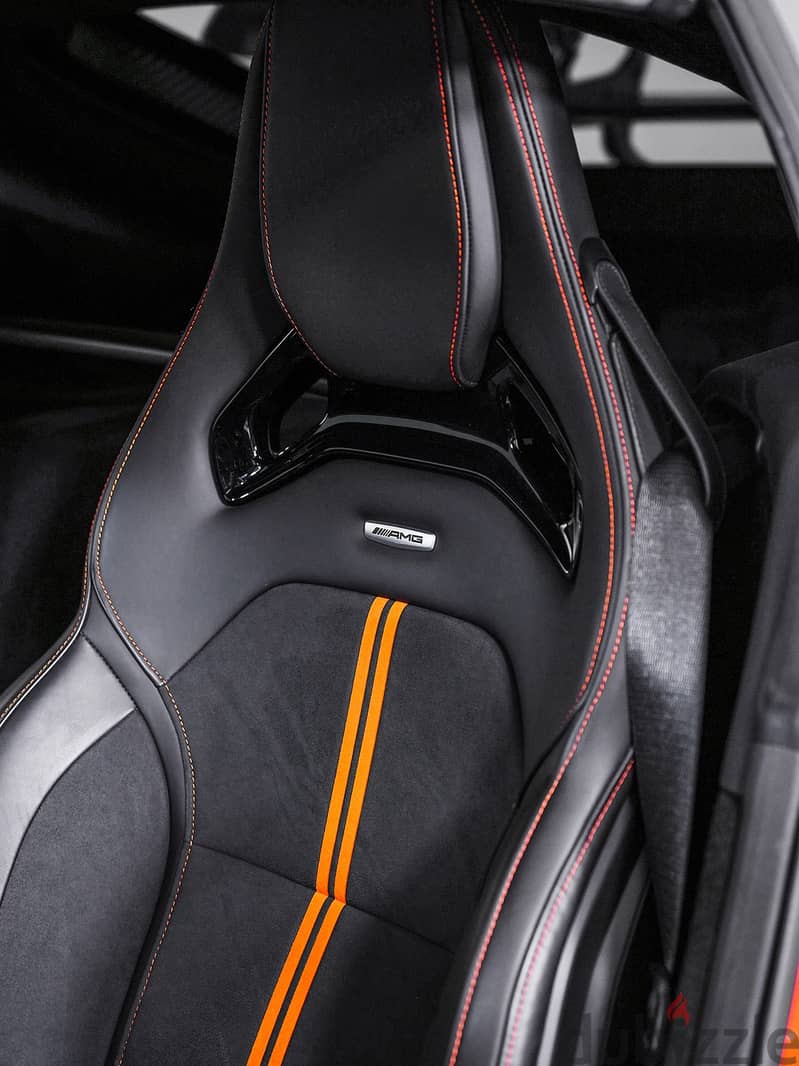 Mercedes-Benz 190 2021 سلسلة AMG GT السوداء 8