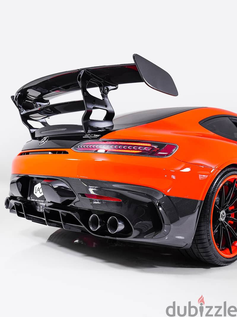 Mercedes-Benz 190 2021 سلسلة AMG GT السوداء 13