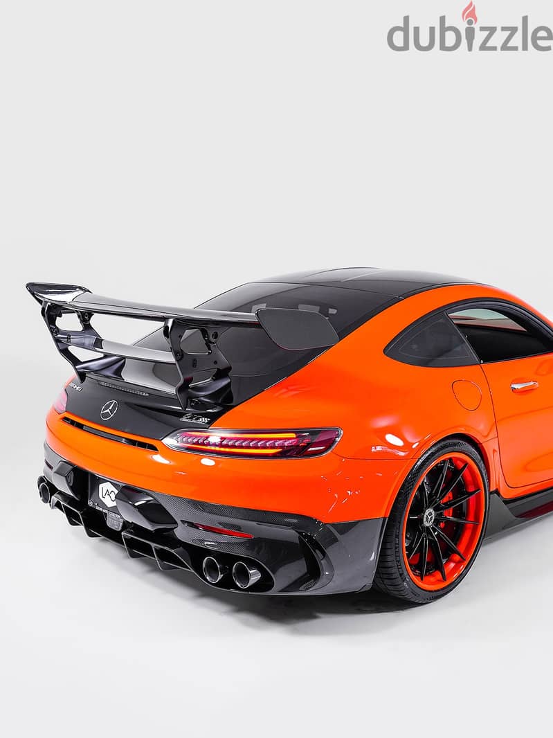 Mercedes-Benz 190 2021 سلسلة AMG GT السوداء 14
