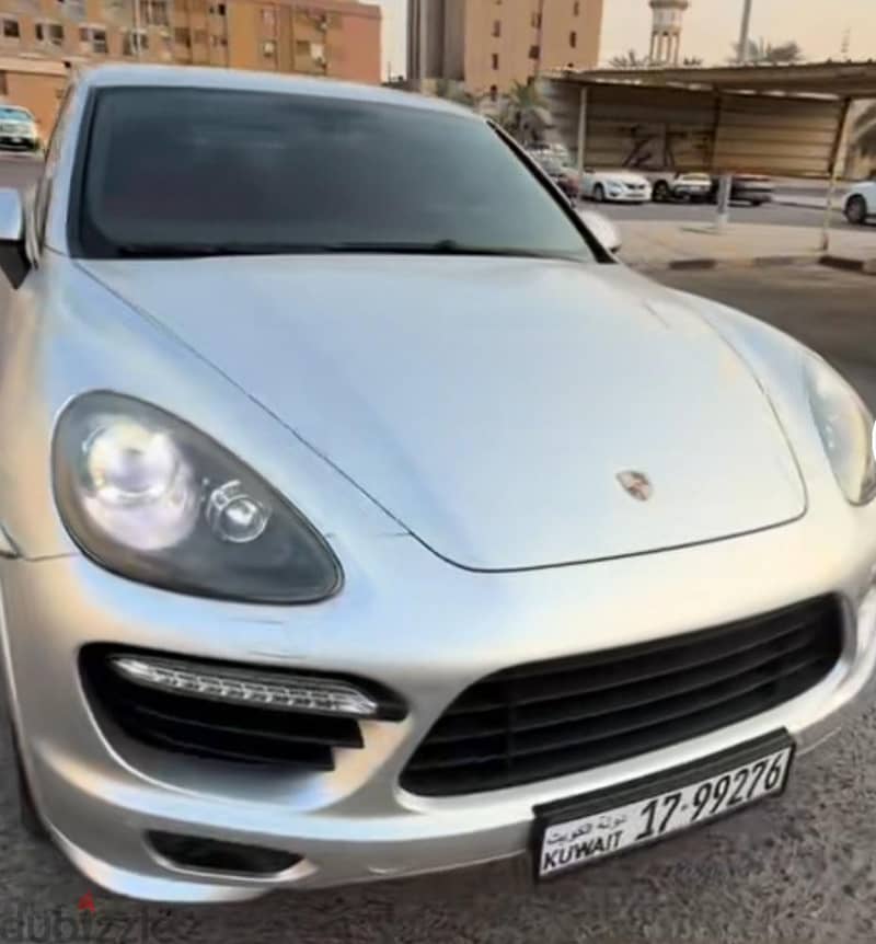 Porsche Cayenne GTS 2014 3