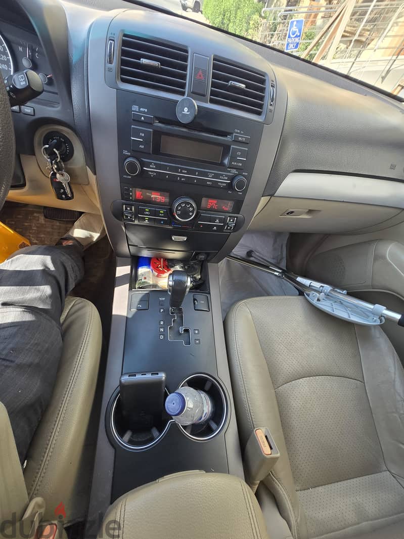2016 KIA MOHAVE | 7-Seater Family SUV | Only 102,000 KM for Sell 9