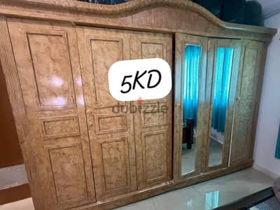 6 door wooden cupboard, strong & sturdy