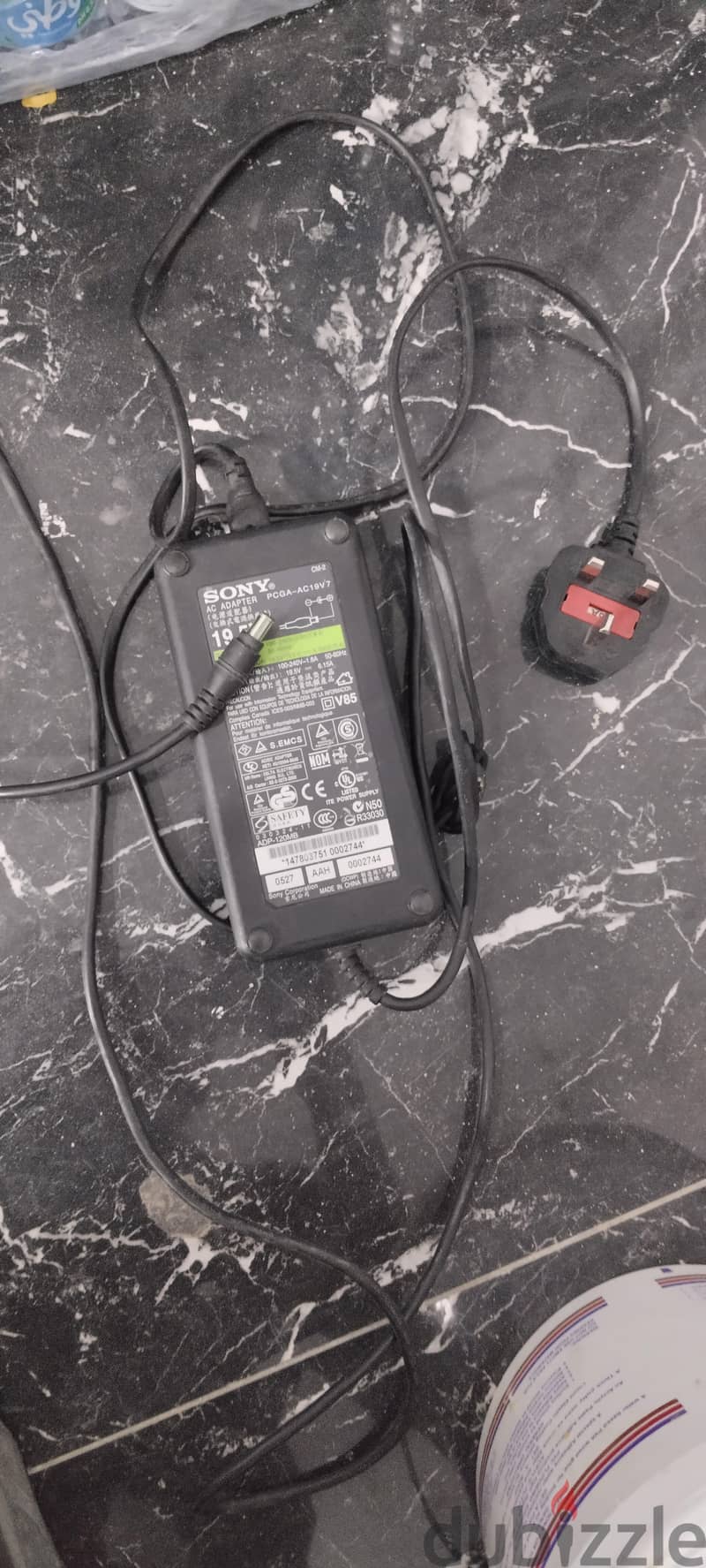 good condition charger 2
