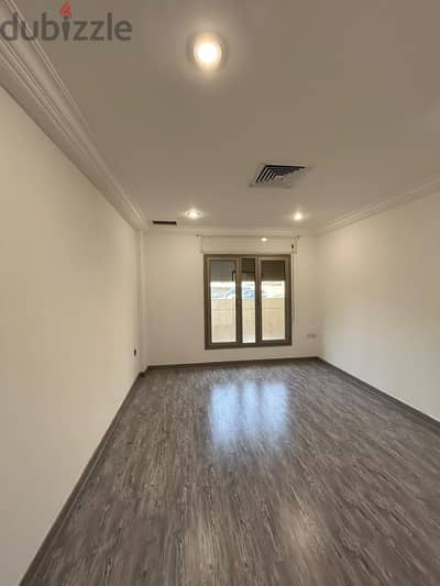 Ground-floor apartment for rent in Salwa.