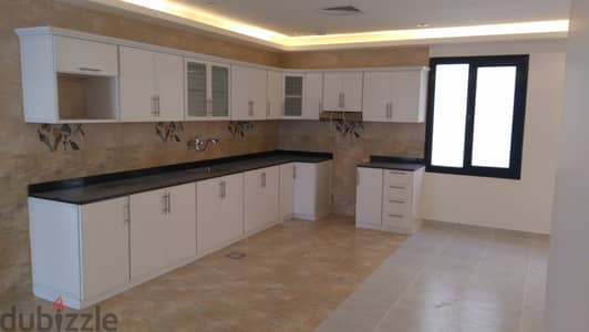 Pets friendly 5 bedroom ground floor in abu fatira with yard