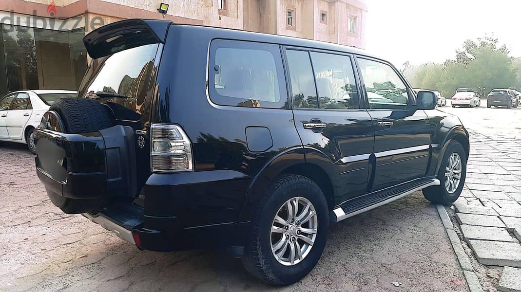 Mitsubishi Pajero 2014 5