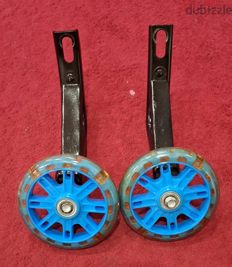 Selling bike SPORT size 16inch with support wheels 6