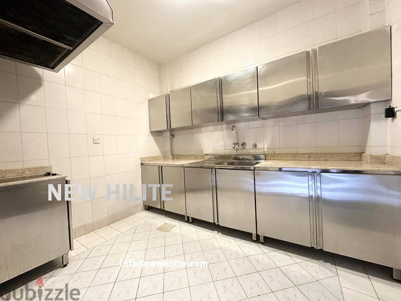Villa with Private pool for rent in Salwa 12