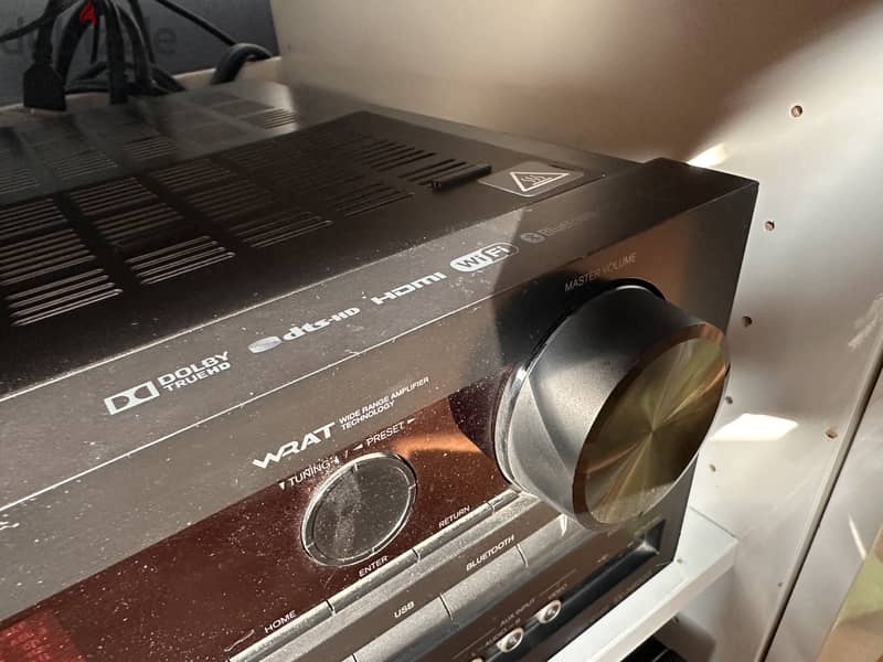 Onkyo 5.2 av receiver txnr535 Bluetooth 2