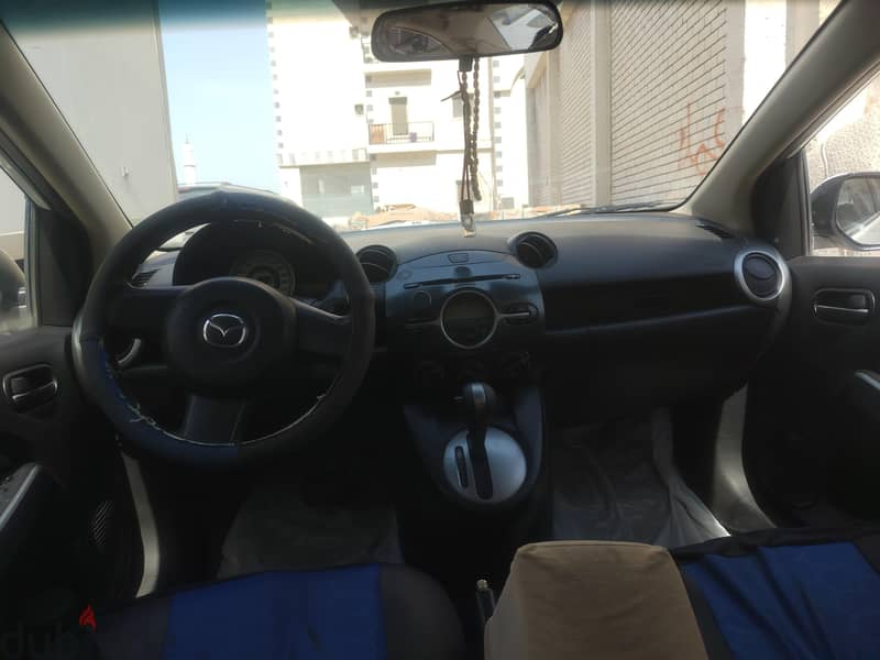Mazda 2 2012 7