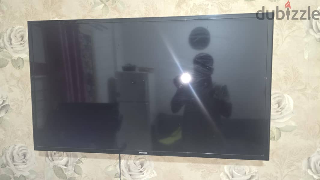 Samsung TV For sale 3