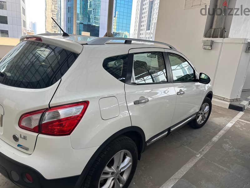 Nissan Qashqai 2011 3