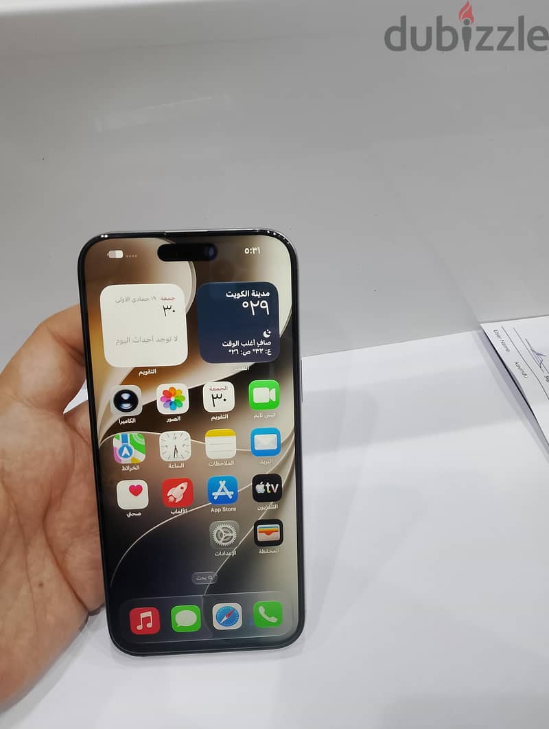 iPhone 15pro max 256GB 4