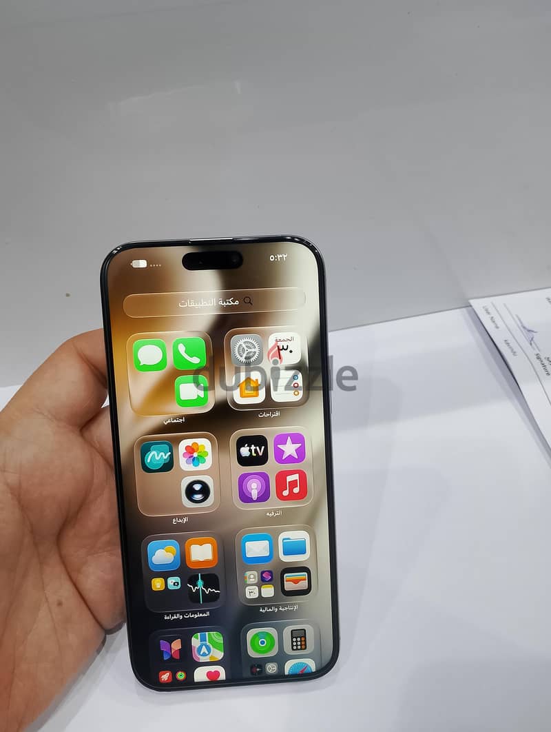 iPhone 15pro max 256GB 10