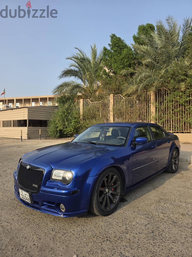 للبيع كرايزلر  SRT8 3