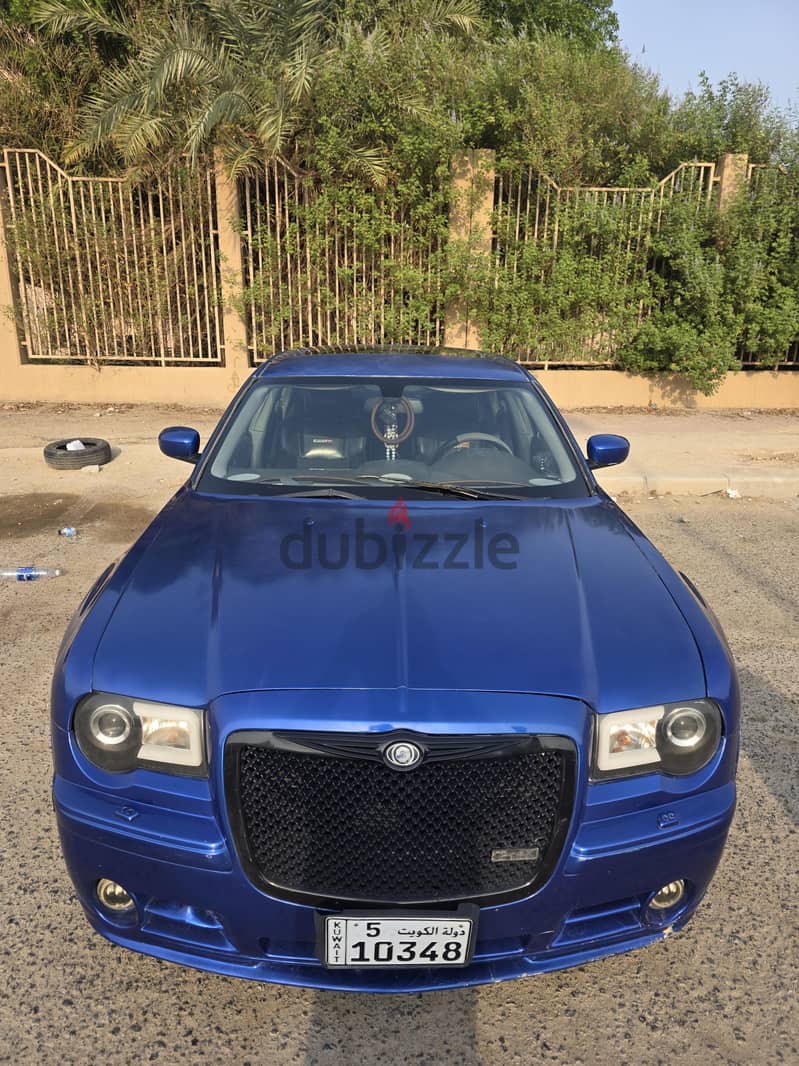 للبيع كرايزلر  SRT8 4