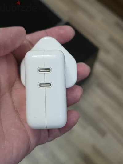 Apple Dual USB-C Port Power Adapter 35W