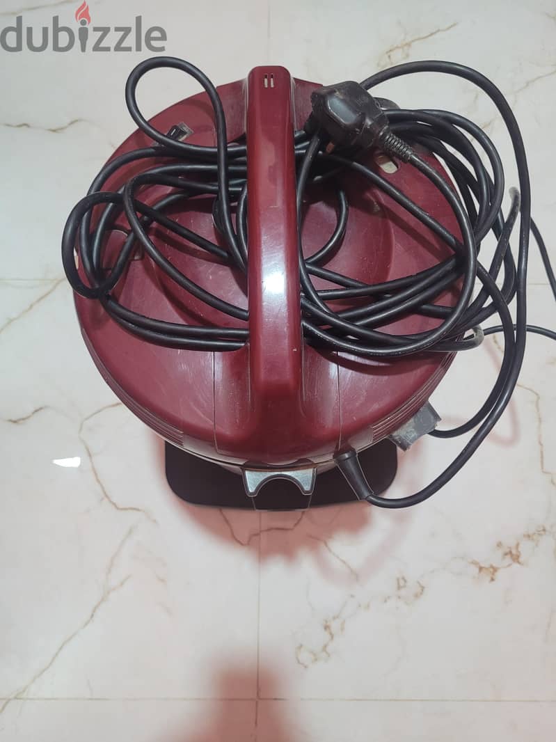 مكنسة كهربائية من هيتاشي Hitachi Vacuum Cleaner 1