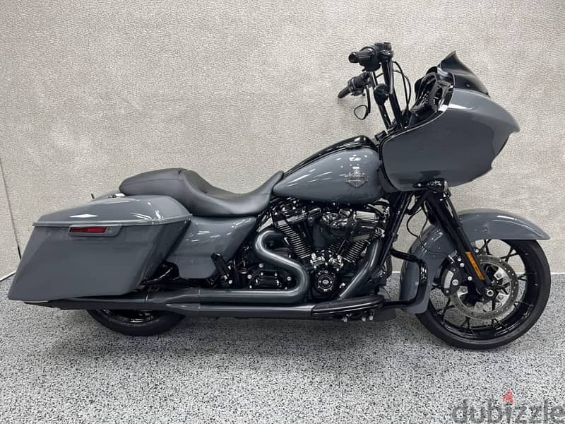 2022 Harley Davidson road glide special +44 7507 647630 2