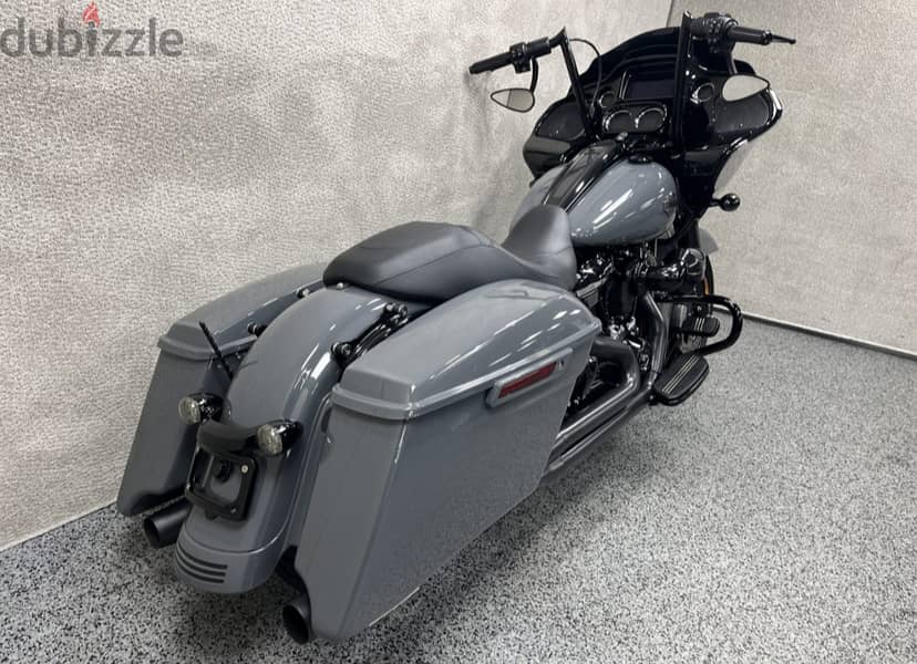 2022 Harley Davidson road glide special +44 7507 647630 3