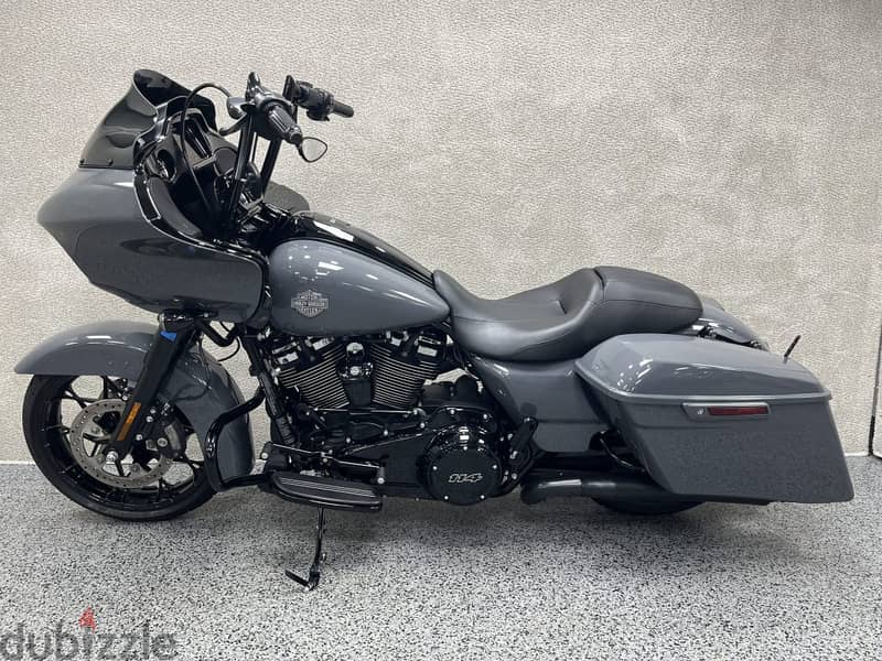 2022 Harley Davidson road glide special +44 7507 647630 5