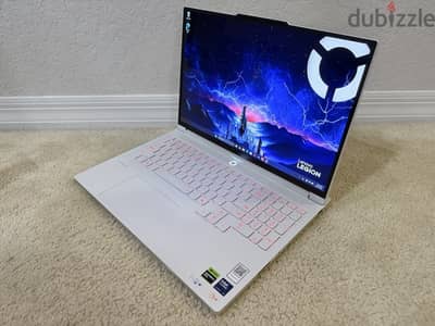 Lenovo Legion 7i Gen 10 16” 240Hz Ultra 9 275HX 32GB 1TB RTX 5070 - Ve