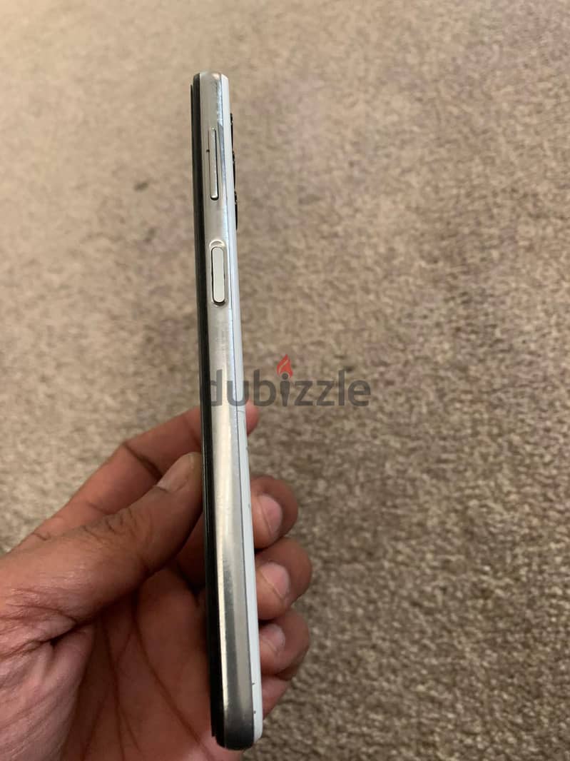 Samsung A32 5g network 128 gp Store 6gp rem 3