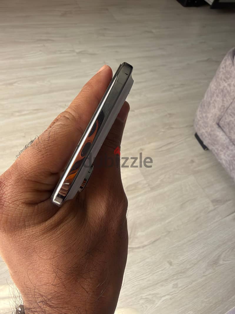 Used Apple iPhone Air - excellent condition 5