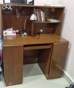 Study table in wood with pull out