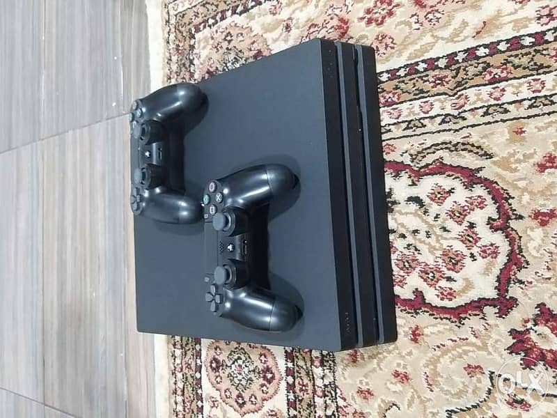 Play station 4 pro 1 tb 1