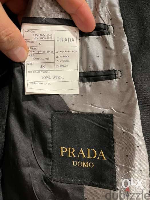 PRADA suit (made in Italy ) NEW coat size 48 pant size 32 3