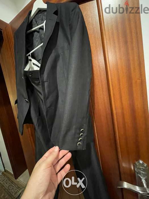 PRADA suit (made in Italy ) NEW coat size 48 pant size 32 6