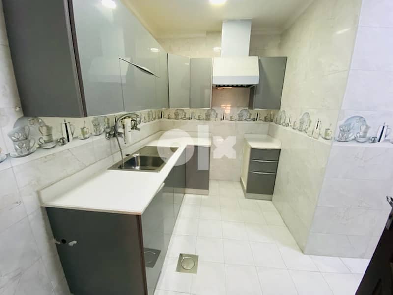 super nice three bedrooms villa flat in quiet area in Mangaf 4