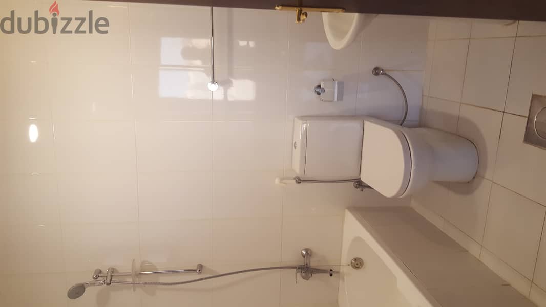 Deluxe 2 BR with Pool in Salmiya 3