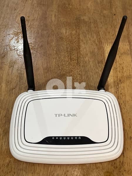 TP-Link TL-WR841N 300 Mbps Wireless N Cable Router, Easy Setup, 2