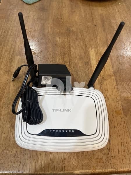 TP-Link TL-WR841N 300 Mbps Wireless N Cable Router, Easy Setup, 3