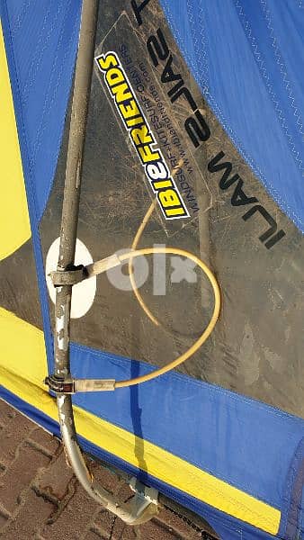 جهاز للتزحلق علي الماء بستخدام شراع هوائي windsurf 8