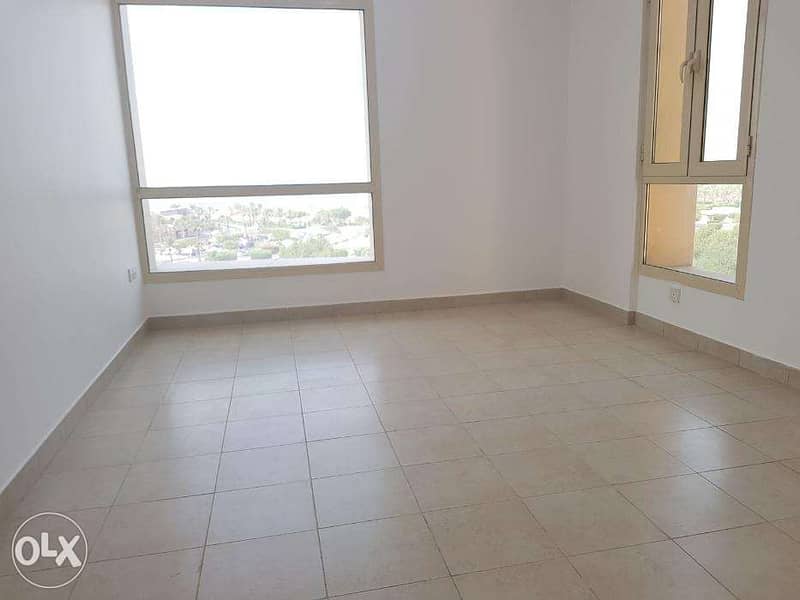 3 Bedroom Apartment Full Floor For Fent In Salmiya At 800KD 4