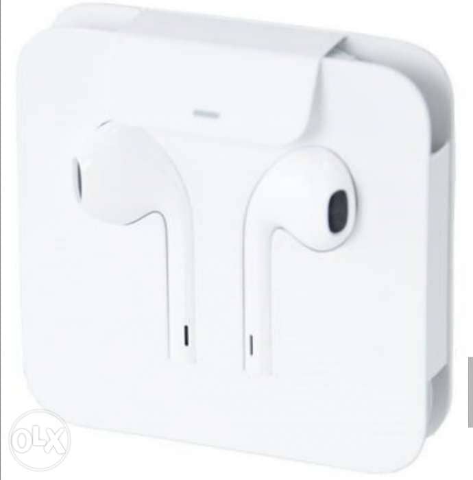 Earpods For Lightning Connector Headphones 2