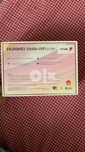 HUAWEI E5788 Router 2