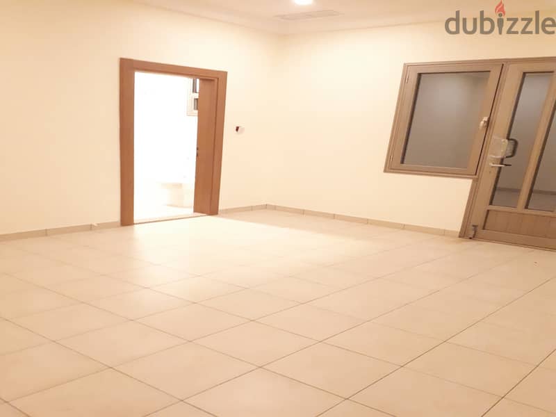 3 bedroom  apartment for 600 KD rent in Jabriya 7