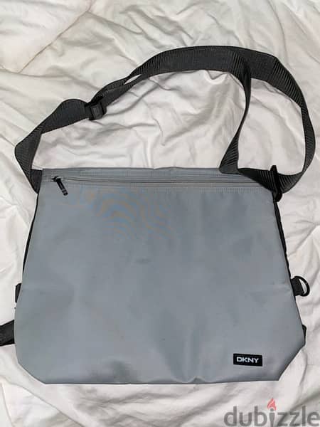 DKNY Messenger Bag 0