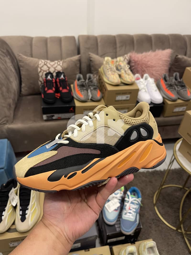 YEEZY 700 ENFLAME SIZE : 7 US 1