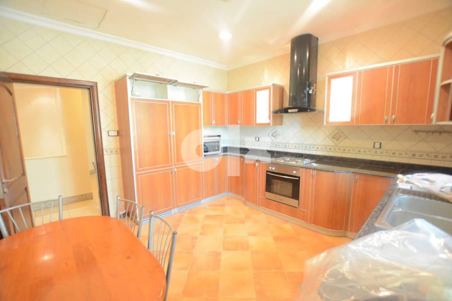 Spacious  3 BR apartment 3