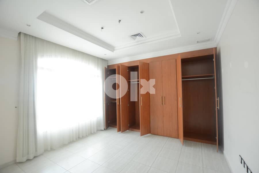 Spacious  3 BR apartment 6