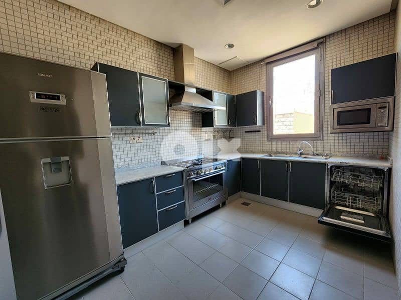 Salwa, fabulous 3BR + maidroom with top roof terrace 2