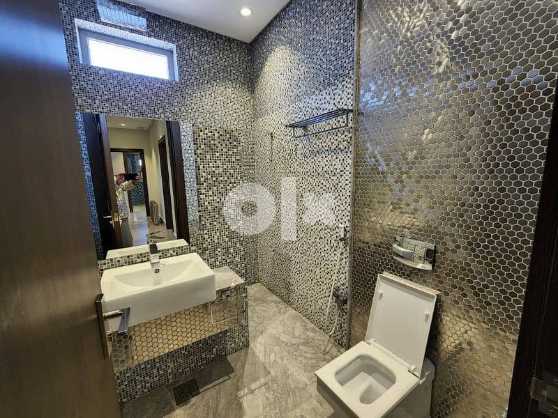 Salwa, fabulous 3BR + maidroom with top roof terrace 11